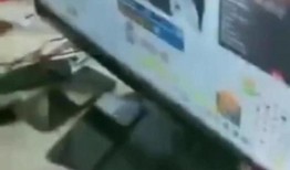 女主播爆料自燃视频下载,揭秘网络直播意外事故下载视频曝光