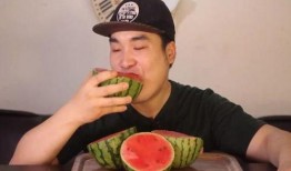 甘肃网红老头吃瓜,揭秘瓜农生活背后的故事
